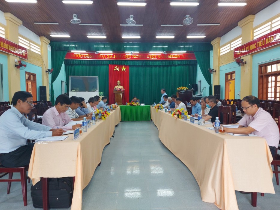 Đoàn công tác của Bộ Lao động - Thương Binh và Xã hội làm việc với huyện Nam Trà My