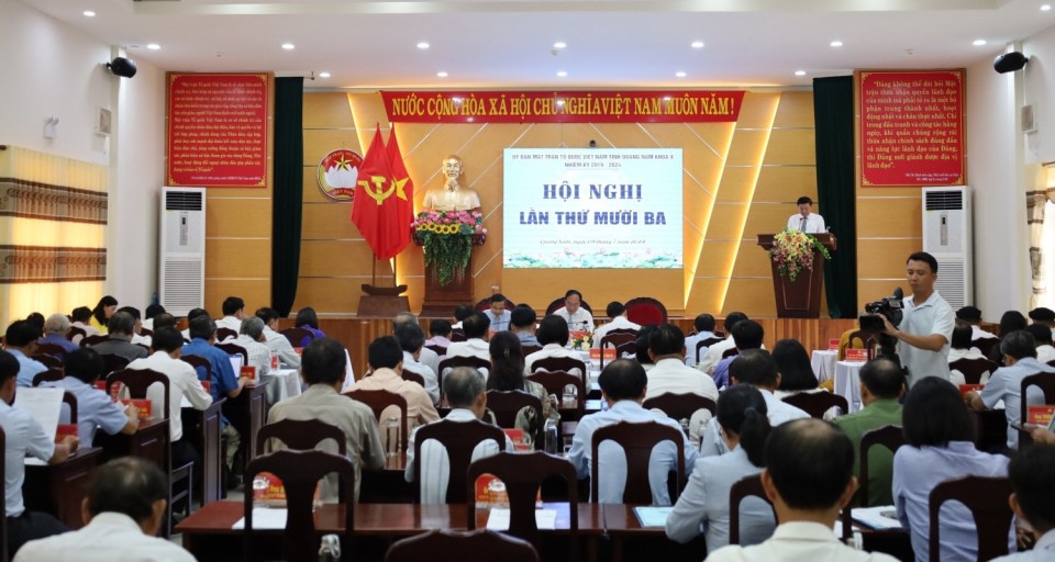 Quang cảnh hội nghị